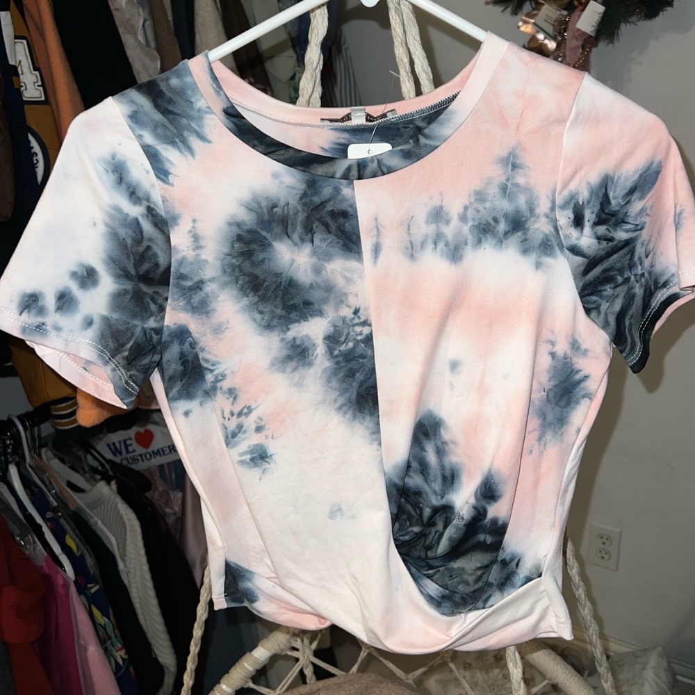 Never worn.